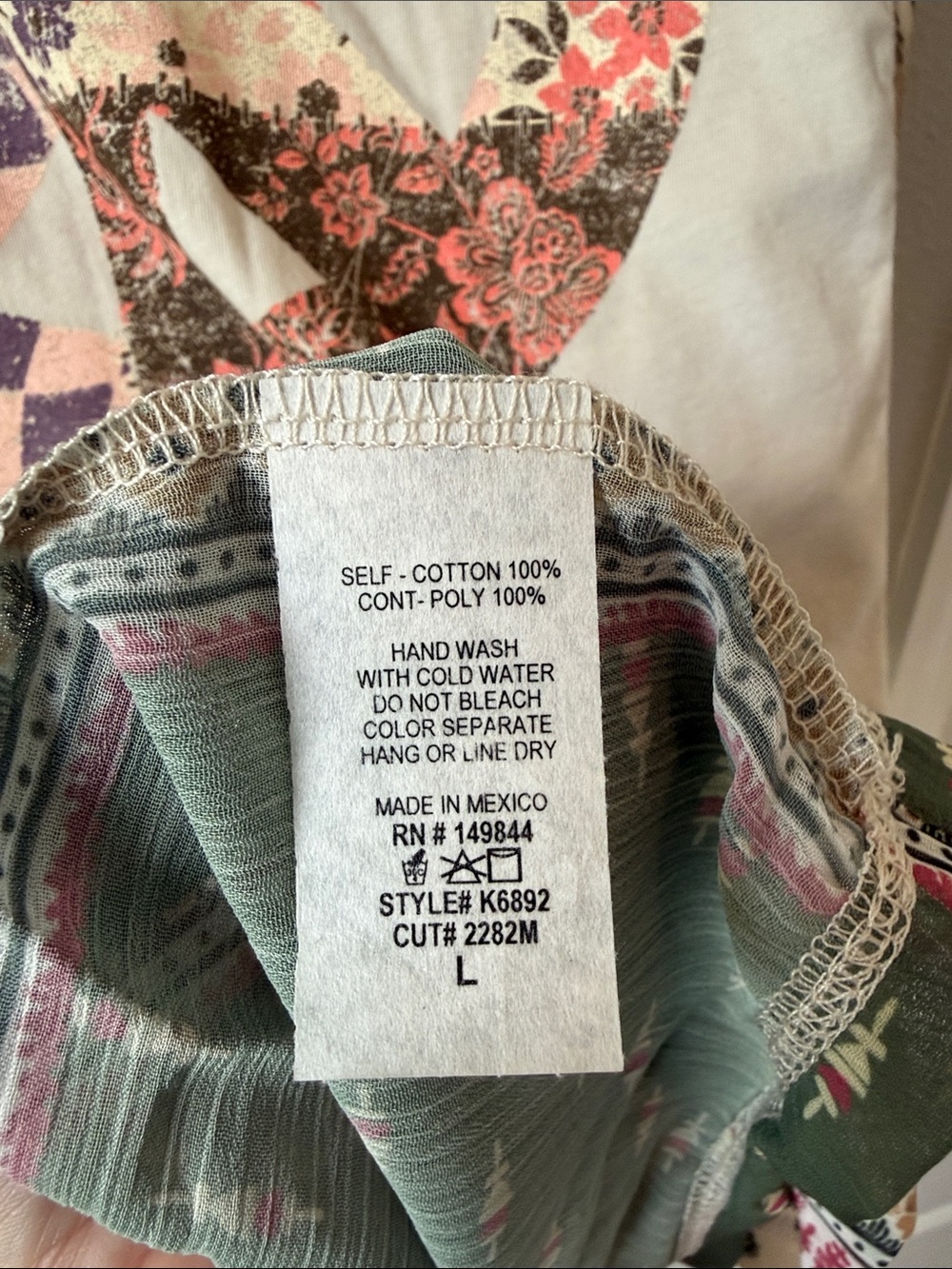 🚨SOLD🚨Women’s Boho Peace Sign Kimono Top NWOT - Picture 6 of 8
